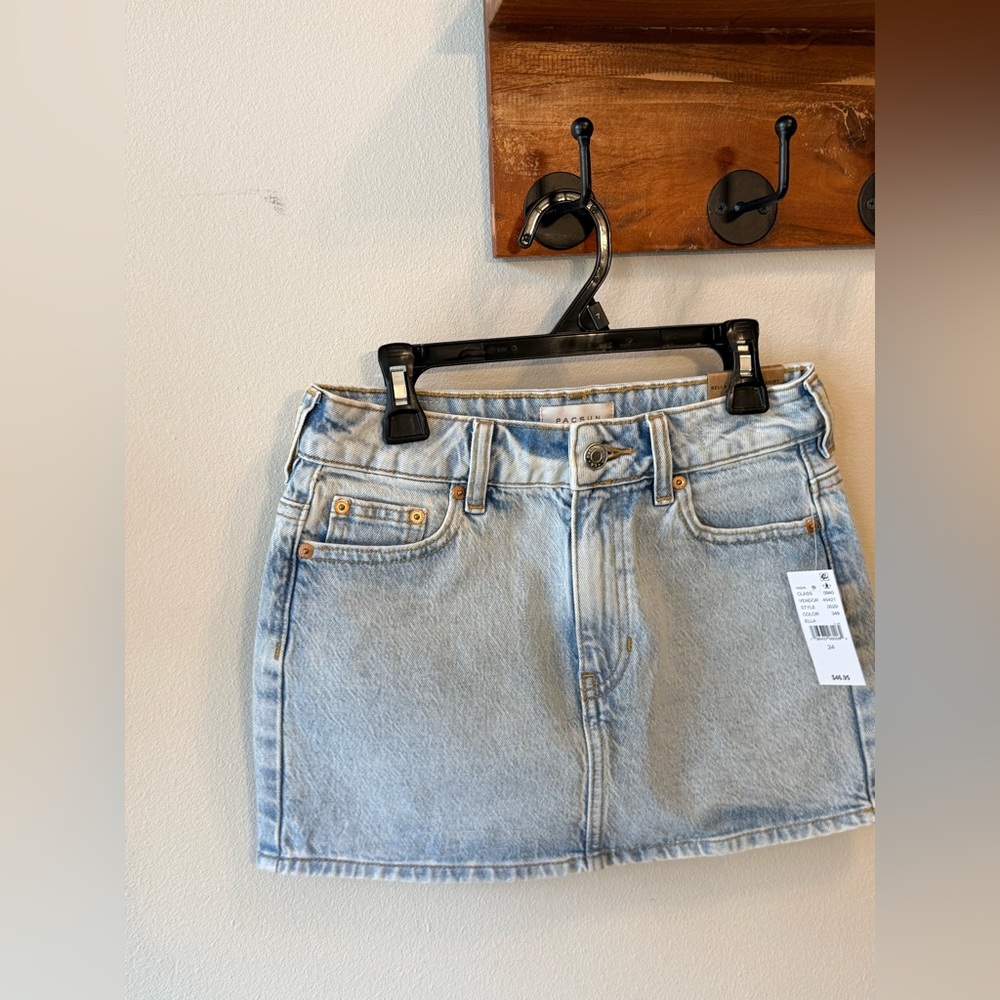 Pacsun Bella Stretch Mid Rise Denim Mini Skirt size 24 - Picture 4 of 12